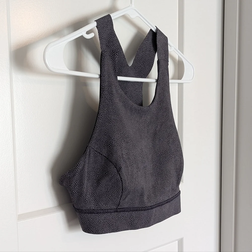 Lululemon Fast And Free Sports Bra sz 6